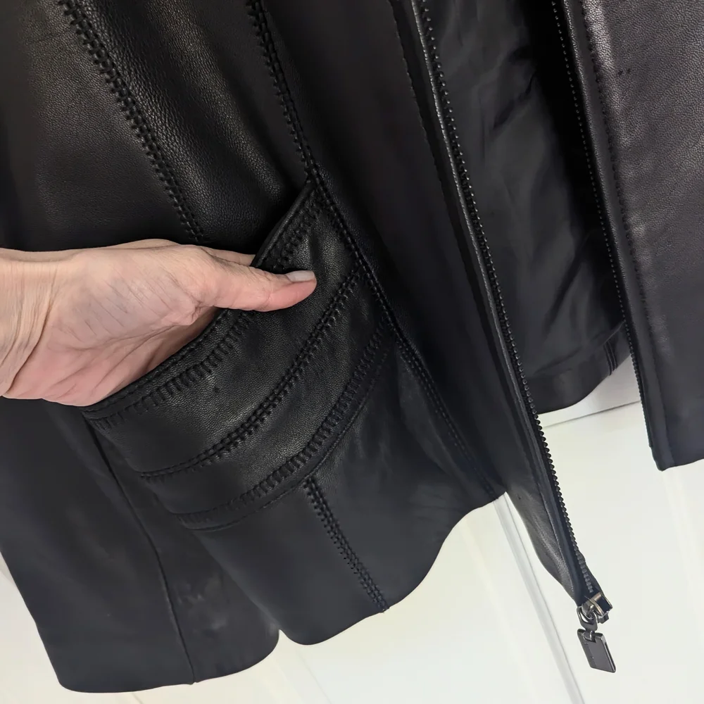 Anne Klein Black Leather Jacket with Classic Design - Picture 4 of 14